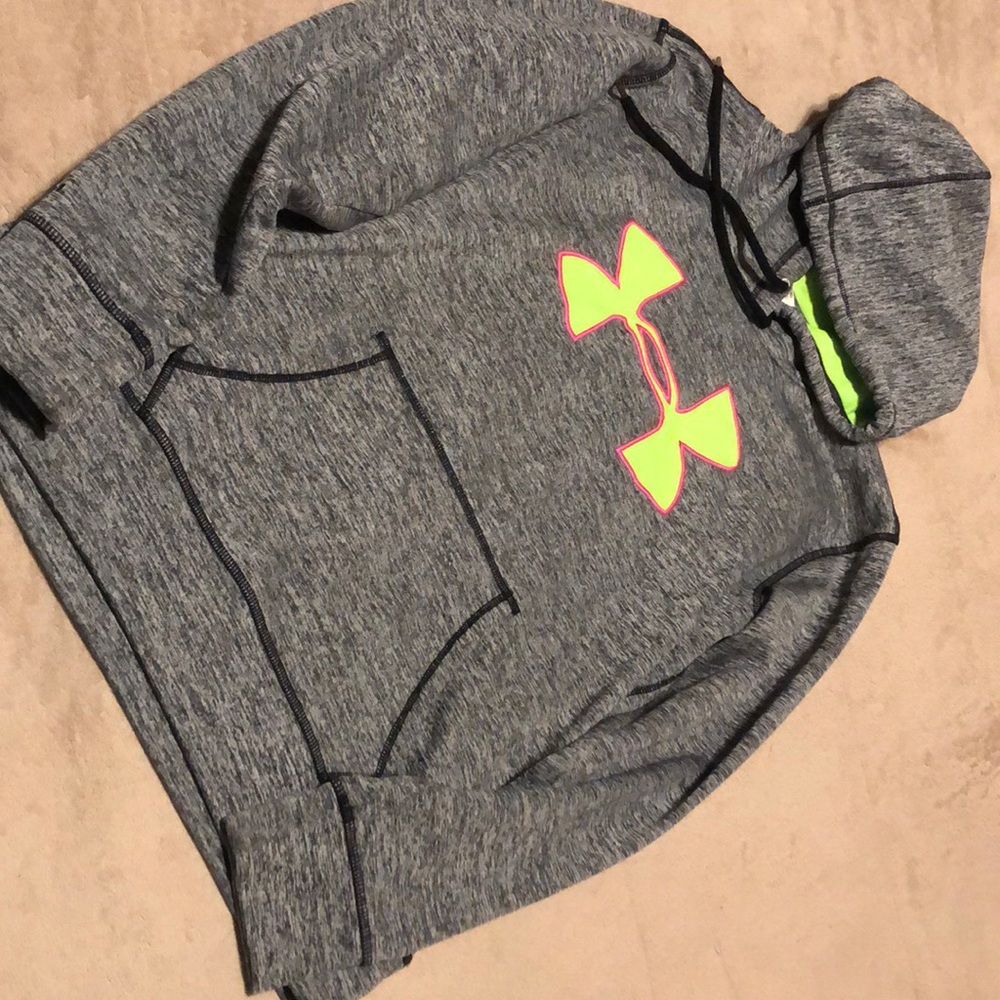 YMD Girl Under Armour Hooded Sweatshirt Medium